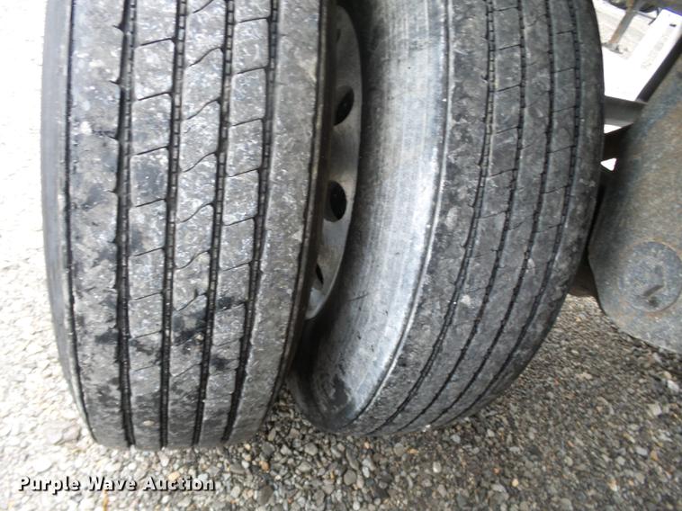 image for item DB7064 2008 Timpte double hopper grain trailer