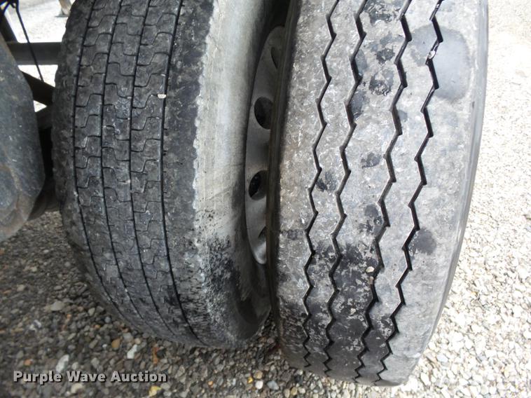 image for item DB7064 2008 Timpte double hopper grain trailer