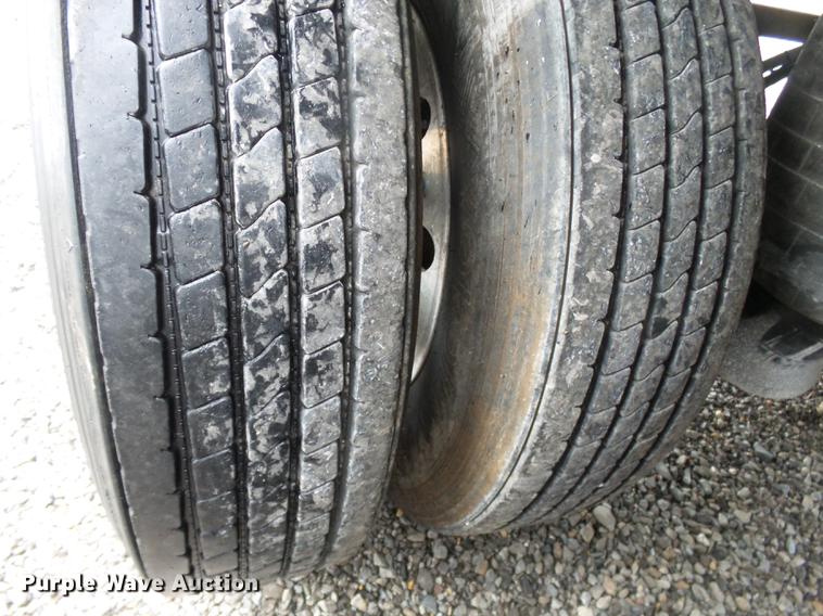 image for item DB7064 2008 Timpte double hopper grain trailer