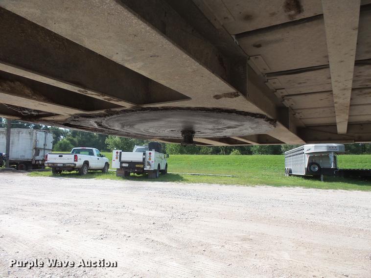 image for item DC4699 2005 Chaparral livestock