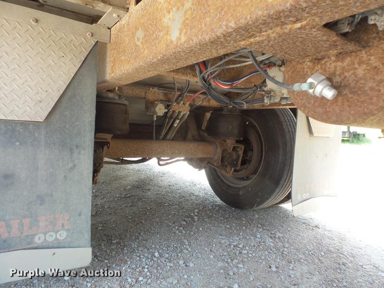 image for item DC4699 2005 Chaparral livestock