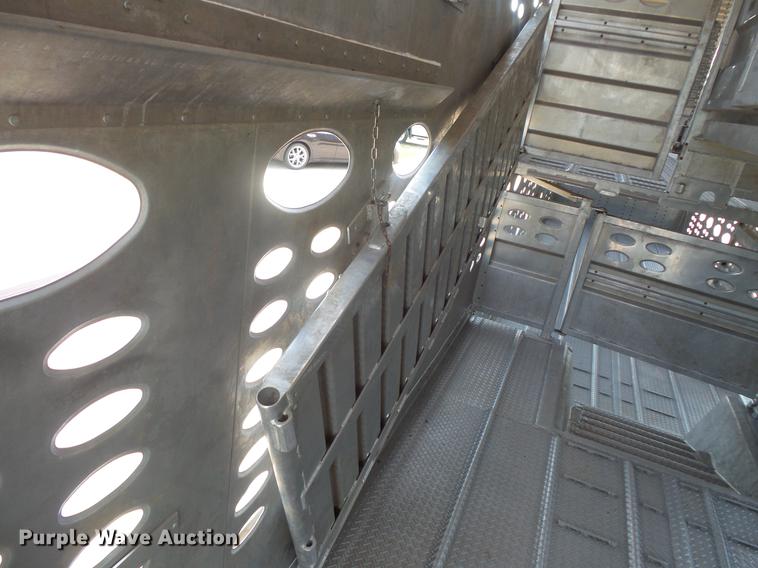 image for item DC4699 2005 Chaparral livestock