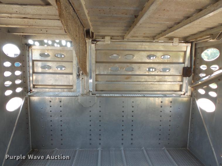 image for item DC4699 2005 Chaparral livestock