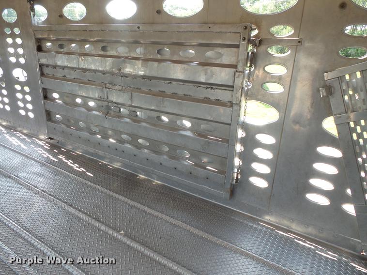 image for item DC4699 2005 Chaparral livestock