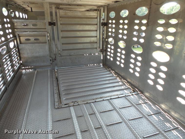 image for item DC4699 2005 Chaparral livestock