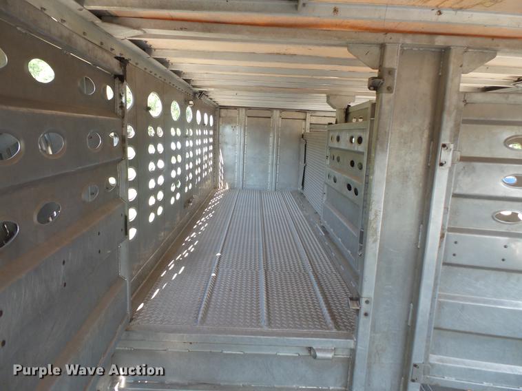 image for item DC4699 2005 Chaparral livestock