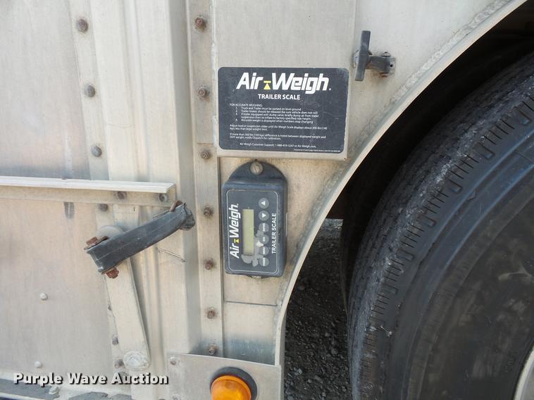 image for item DC4699 2005 Chaparral livestock