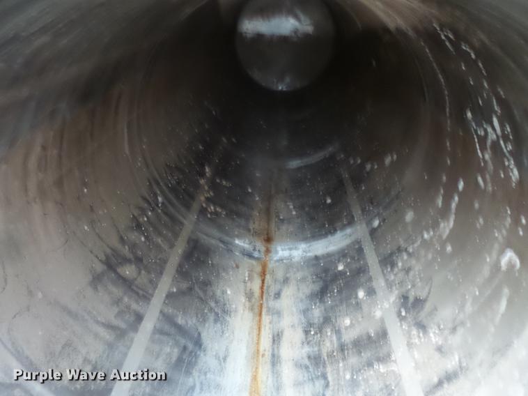 image for item DC4700 2006 West-Mark tank trailer