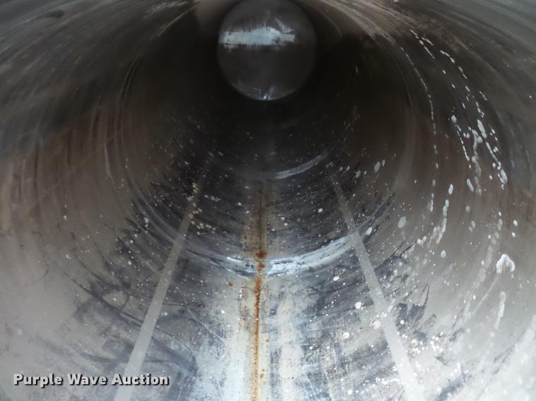 image for item DC4700 2006 West-Mark tank trailer