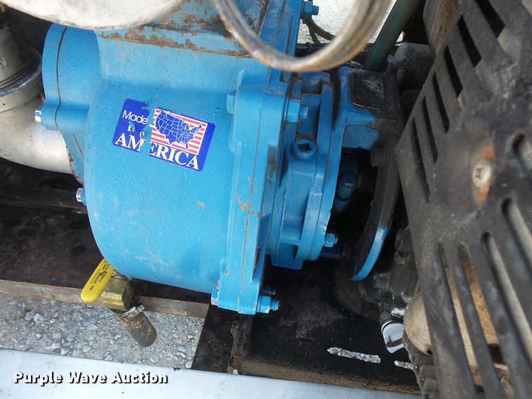 image for item DC4700 2006 West-Mark tank trailer