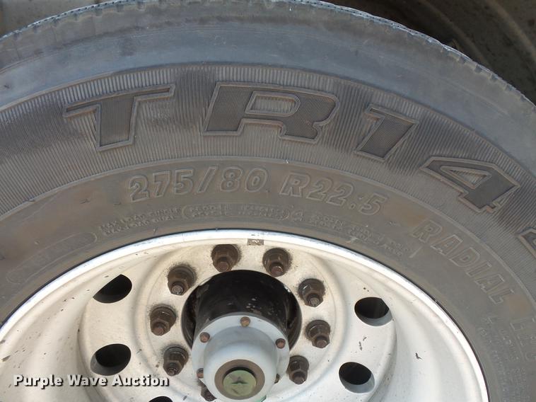 image for item DC4700 2006 West-Mark tank trailer