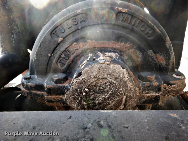 image for item DC5946 2001 Mack CH613 semi truck