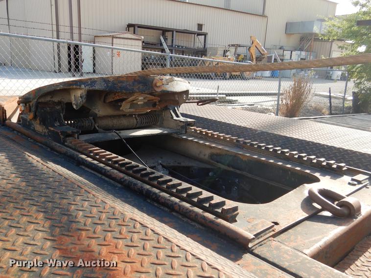 image for item DC5946 2001 Mack CH613 semi truck