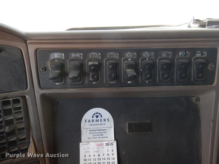 image for item DC5947 2006 Kenworth T2000 semi truck