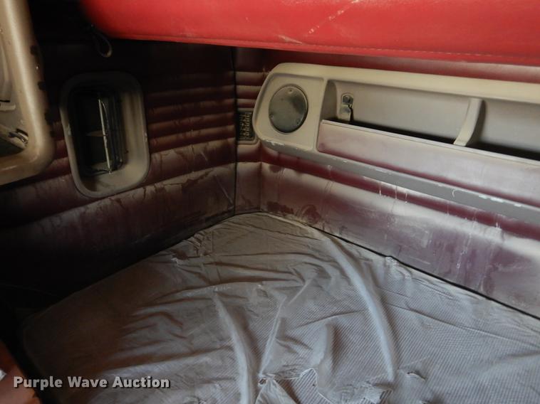 image for item DC5947 2006 Kenworth T2000 semi truck