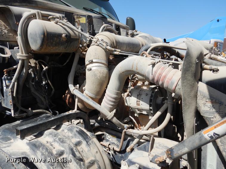 image for item DC5947 2006 Kenworth T2000 semi truck