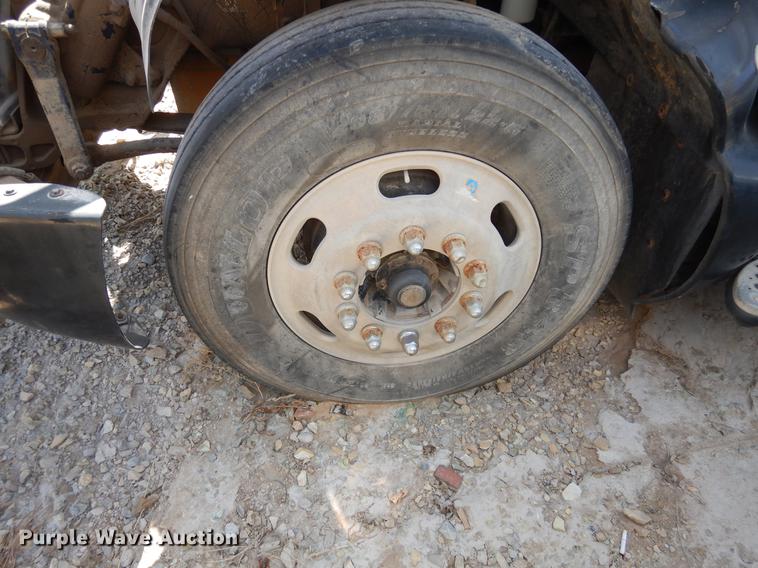 image for item DC5947 2006 Kenworth T2000 semi truck