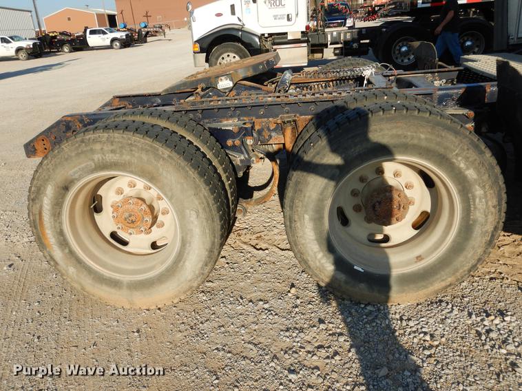image for item DC5947 2006 Kenworth T2000 semi truck