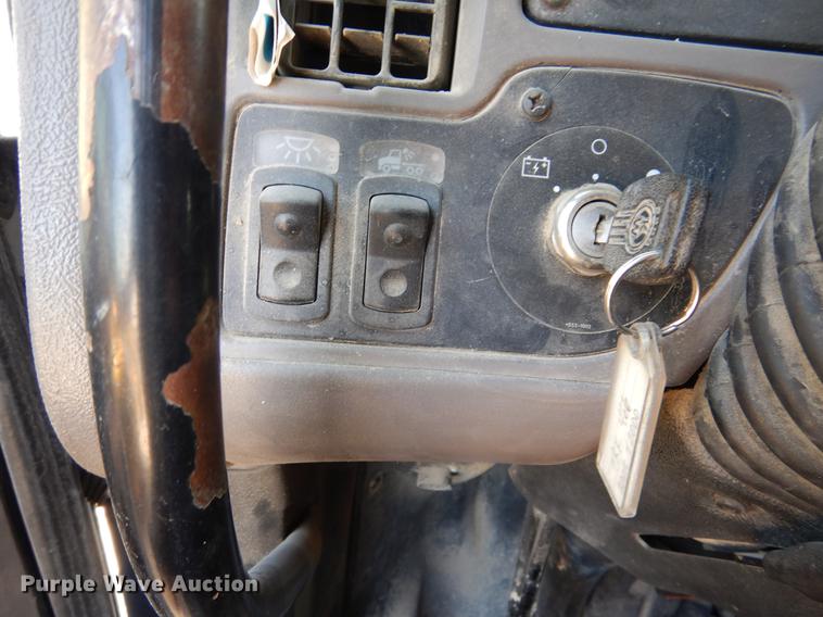 image for item DC5948 2005 Kenworth T2000 semi truck