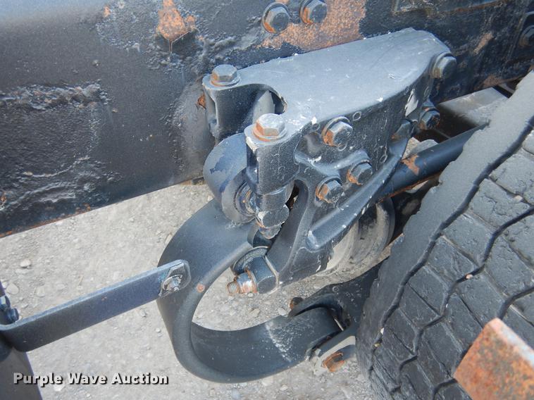 image for item DC5948 2005 Kenworth T2000 semi truck