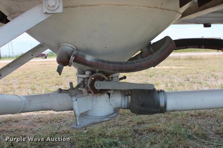 image for item DD4980 2011 EXA P-T2011 pneumatic dry bulk tank trailer