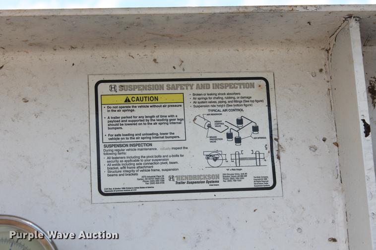 image for item DD4980 2011 EXA P-T2011 pneumatic dry bulk tank trailer