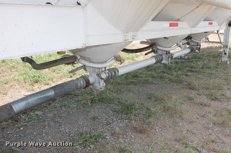 image for item DD4980 2011 EXA P-T2011 pneumatic dry bulk tank trailer