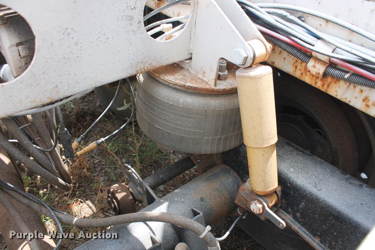 image for item DD4980 2011 EXA P-T2011 pneumatic dry bulk tank trailer