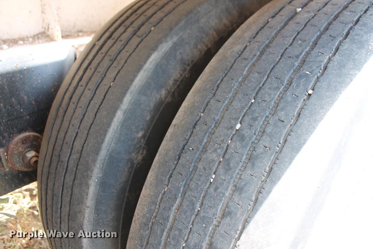 image for item DD4980 2011 EXA P-T2011 pneumatic dry bulk tank trailer