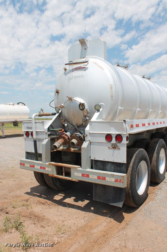 image for item DD4982 2013 Dragon 150BBL vacuum tank trailer