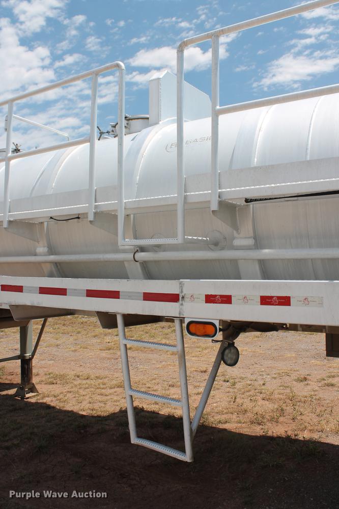 image for item DD4982 2013 Dragon 150BBL vacuum tank trailer