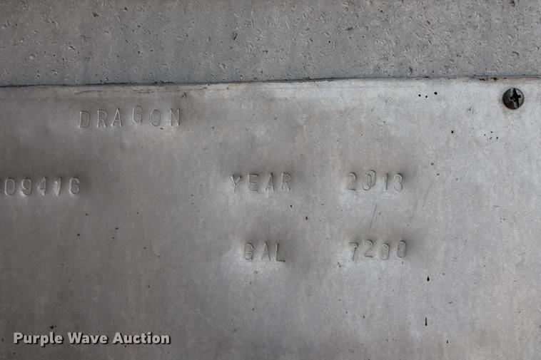 image for item DD4982 2013 Dragon 150BBL vacuum tank trailer