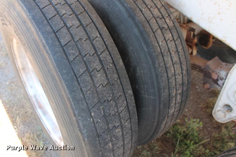 image for item DD4984 Menards 150BBL vacuum tank trailer