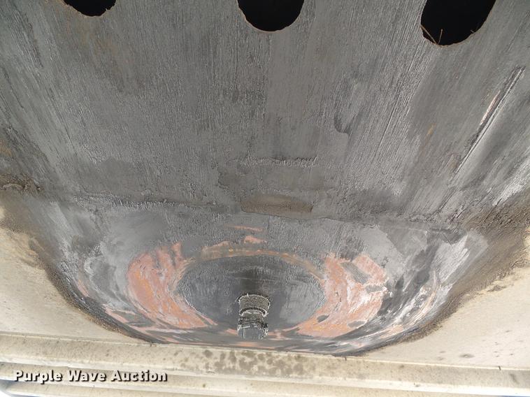 image for item DD5816 2005 Great Dane 7811TZ-1AP refrigerated van trailer