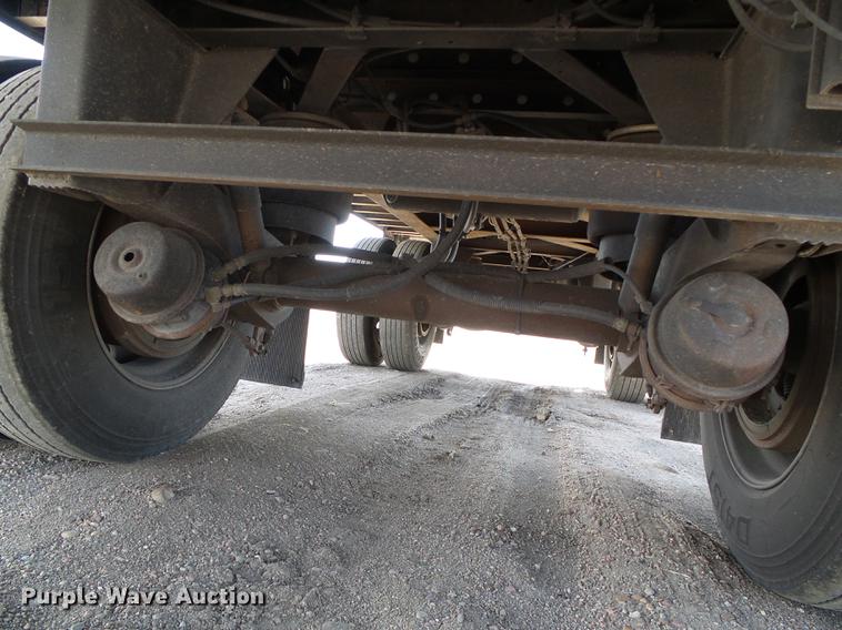 image for item DD5816 2005 Great Dane 7811TZ-1AP refrigerated van trailer