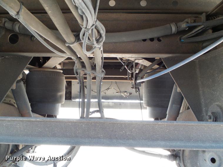 image for item DD5816 2005 Great Dane 7811TZ-1AP refrigerated van trailer