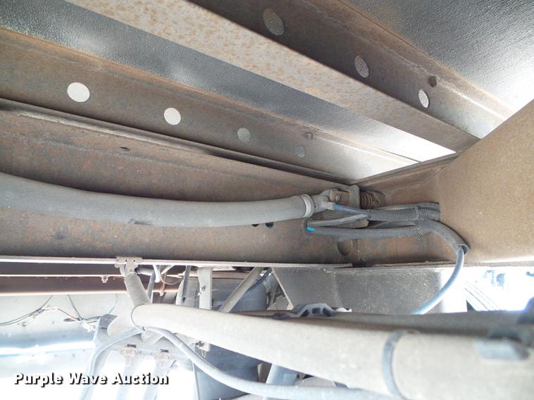 image for item DD5816 2005 Great Dane 7811TZ-1AP refrigerated van trailer