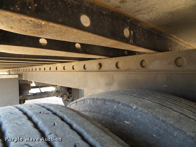 image for item DD5816 2005 Great Dane 7811TZ-1AP refrigerated van trailer