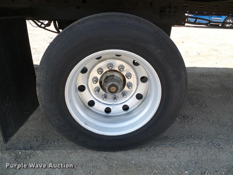 image for item DD5816 2005 Great Dane 7811TZ-1AP refrigerated van trailer