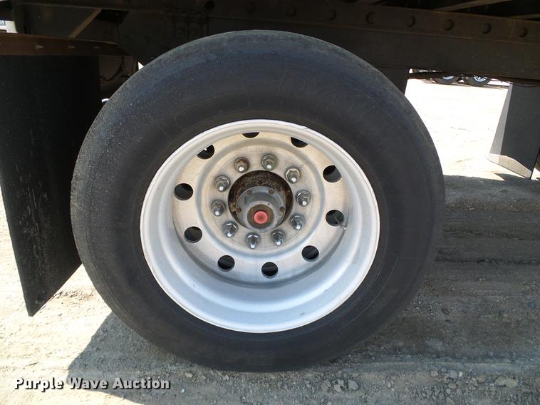 image for item DD5816 2005 Great Dane 7811TZ-1AP refrigerated van trailer