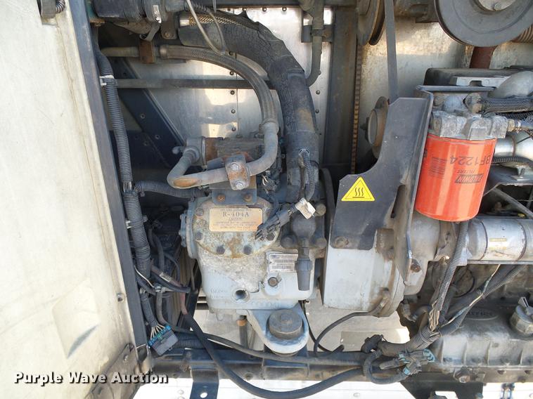 image for item DD5816 2005 Great Dane 7811TZ-1AP refrigerated van trailer