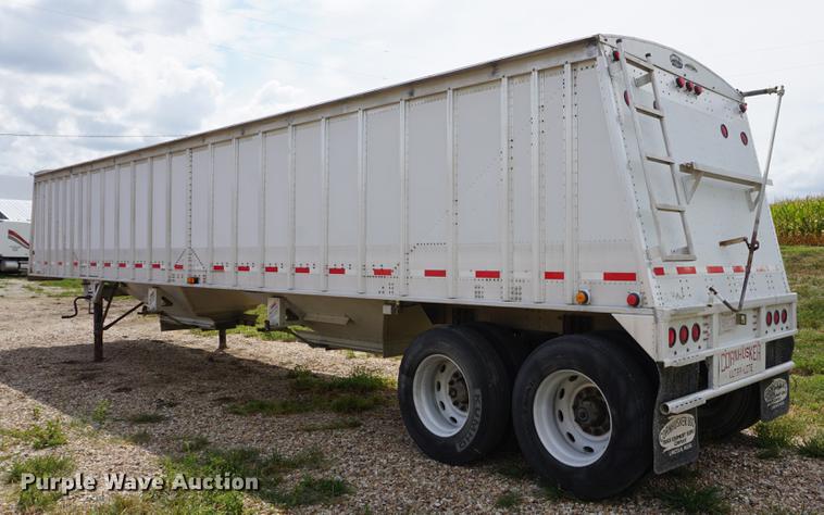 image for item DD7880 2006 Cornhusker 800ALSR Ultralight grain trailer