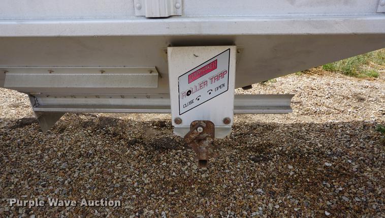 image for item DD7880 2006 Cornhusker 800ALSR Ultralight grain trailer