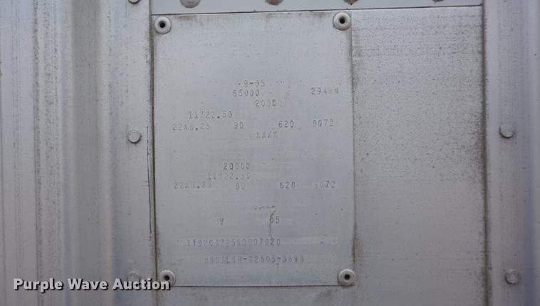 image for item DD7880 2006 Cornhusker 800ALSR Ultralight grain trailer