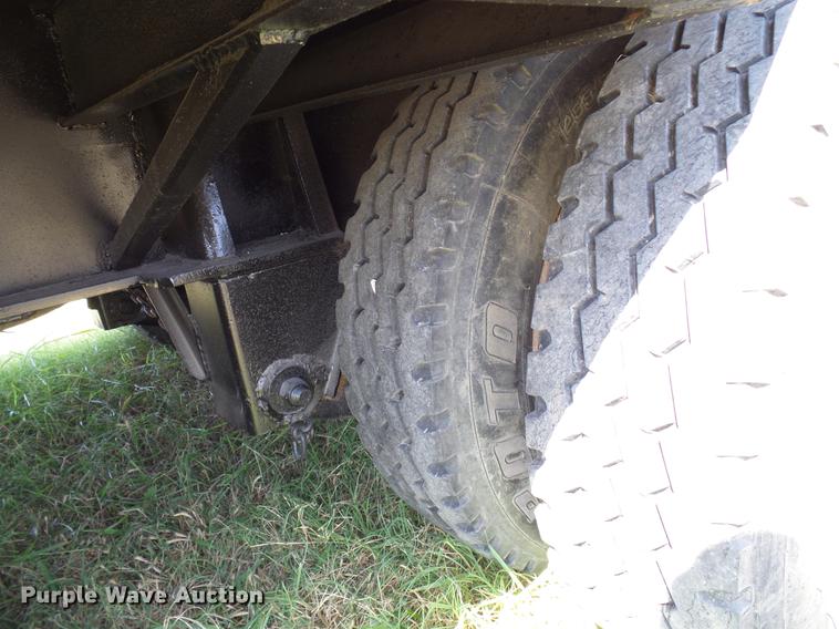 image for item DD8337 1994 Landoll ETL370 drop deck trailer