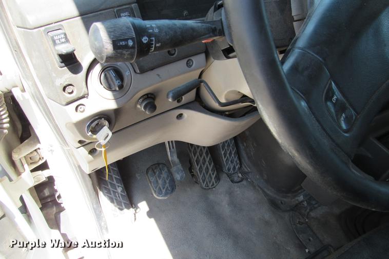 image for item DE0182 2001 Sterling Acterra semi truck