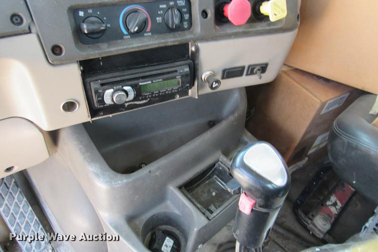 image for item DE0182 2001 Sterling Acterra semi truck