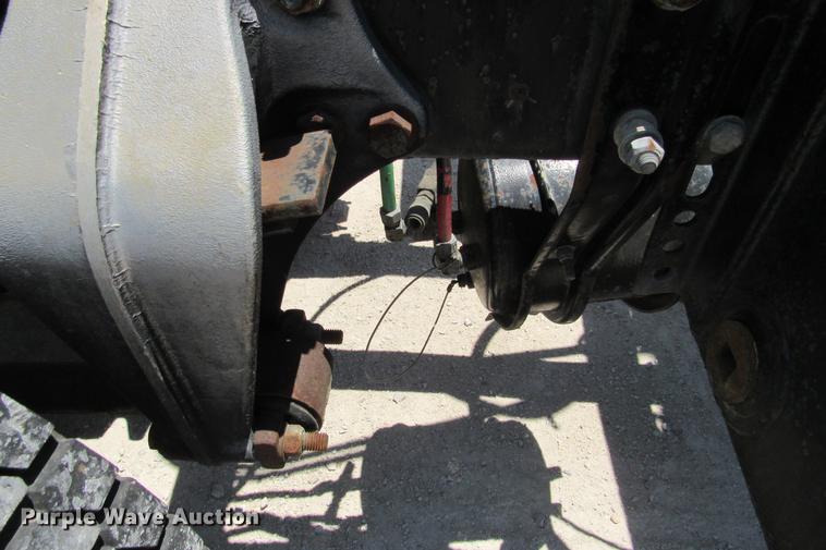 image for item DE0183 1994 Freightliner FLD120 semi truck