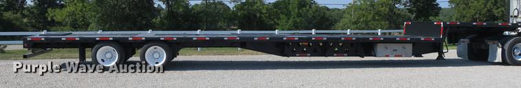 image for item DE3792 1993 Trail King TK70LC-532 drop deck trailer