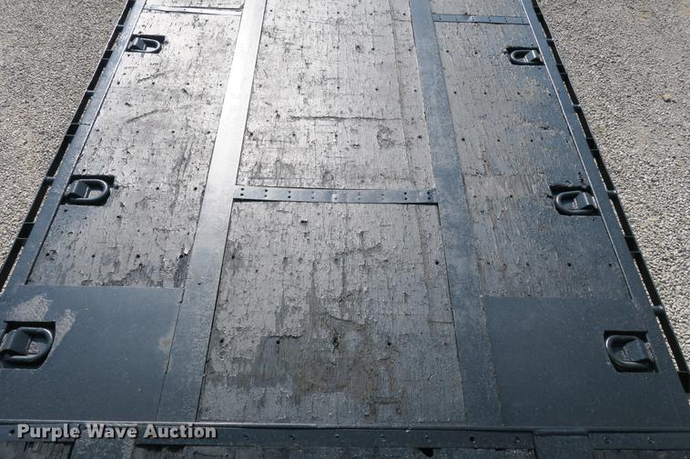 image for item DE3792 1993 Trail King TK70LC-532 drop deck trailer